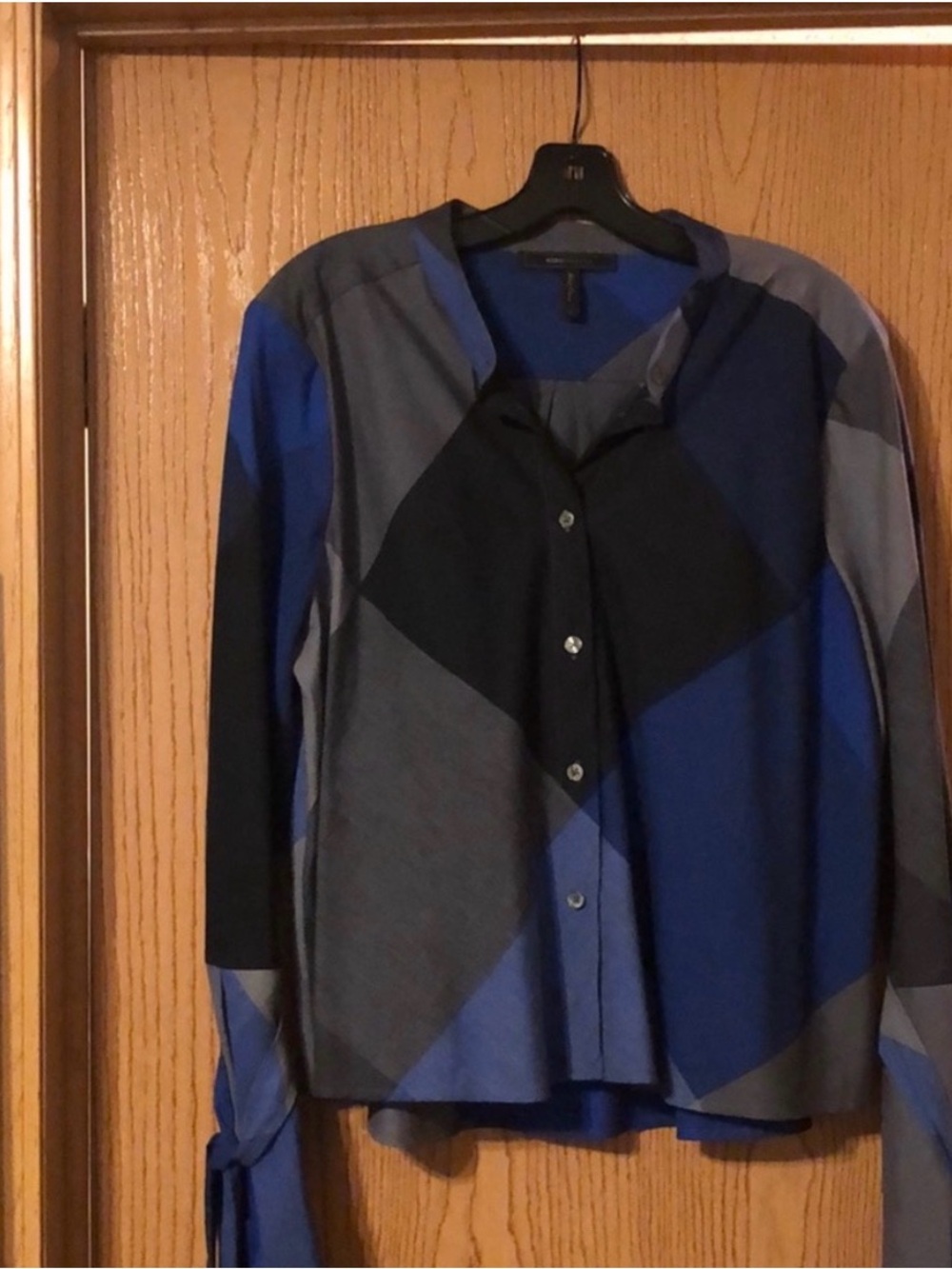 BCBGMAXAZRIA Women's Long Sleeve Marissa Blue Black Button Up Top Size Large - Picture 4 of 8